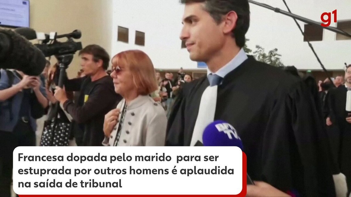 Francesa drogada pelo marido para ser estuprada por estranhos é aplaudida na saída de tribunal após ouvir confissão dele